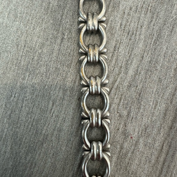 Vintage PAOLO GUCCI Women’s 20mm Quartz Watch White MOP Brushed Steel Bracelet - Picture 8 of 16